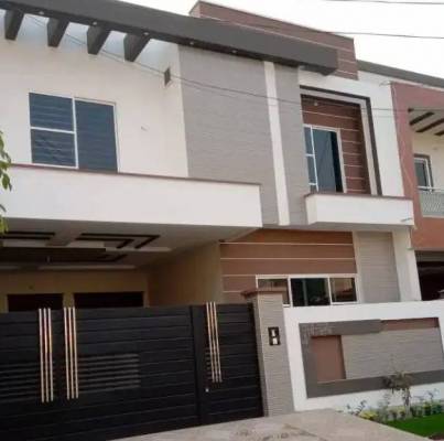 8 Marla house for Sale in Sahiwal