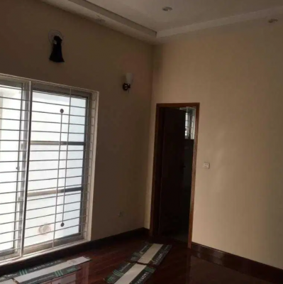 Hot Location 12 Marla Corner House For Sale