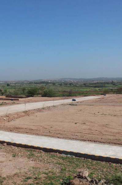 5 Marla Plot for sale in ROSE VALLEY in Overseas Block