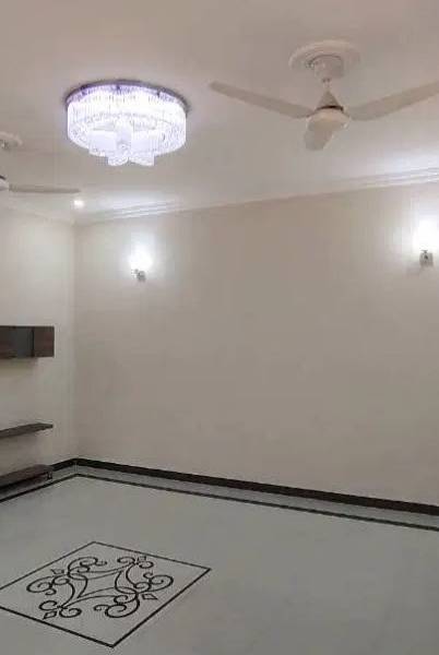 Beautiful House 12 marla Near Park Janipar Block Bahria Town 