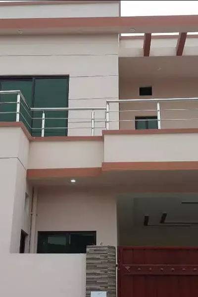 Double story 5 MARLA house in bahdarpur nearly Model Town