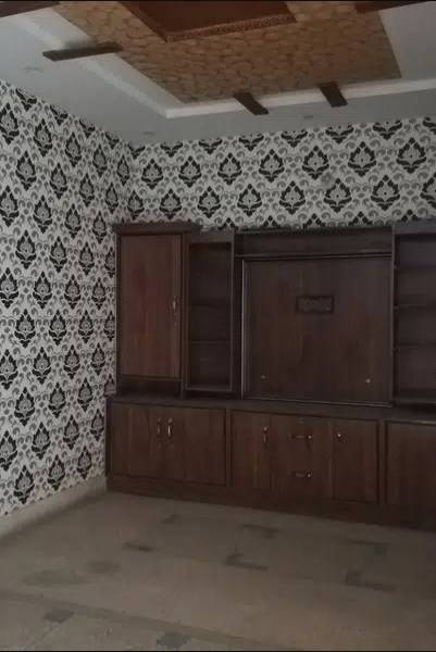 Beautiful House 10 marla For Urgent Sale In Umar Block,Prime Location.