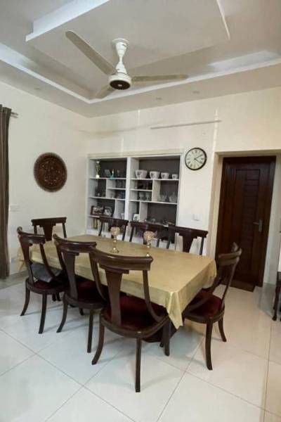 1 Kanal House for Sale in E-11/2 Islamabad, E-11