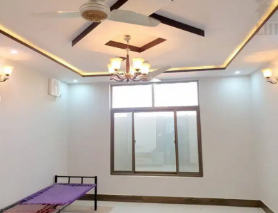 1800 Square Feet Corner House For Sale In Wapda Town.