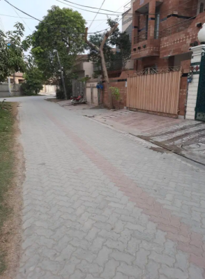 12 Marla Slightly Used House for Sale In Lahore