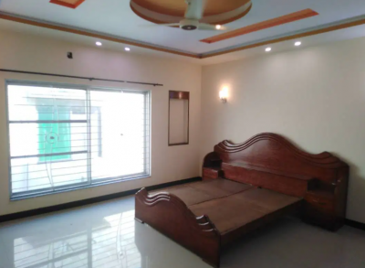 12 Marla Built Beautiful House For Sale Lahore