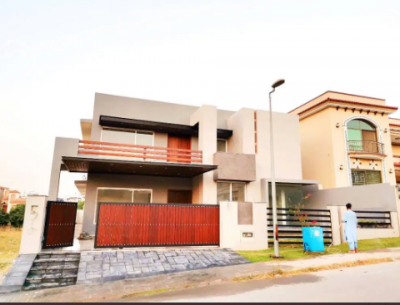 1 kanal designing and luxuries bungalow up for sale in dha phase 2 isb