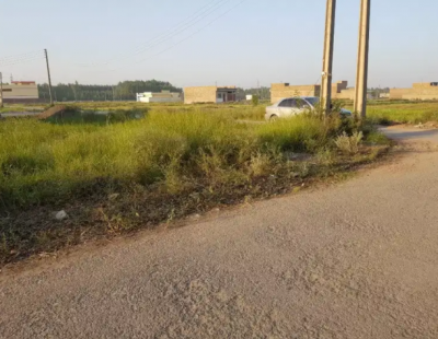 Corner plot taru jabba 5 marla in wapda town sector F plot no 250 for sale